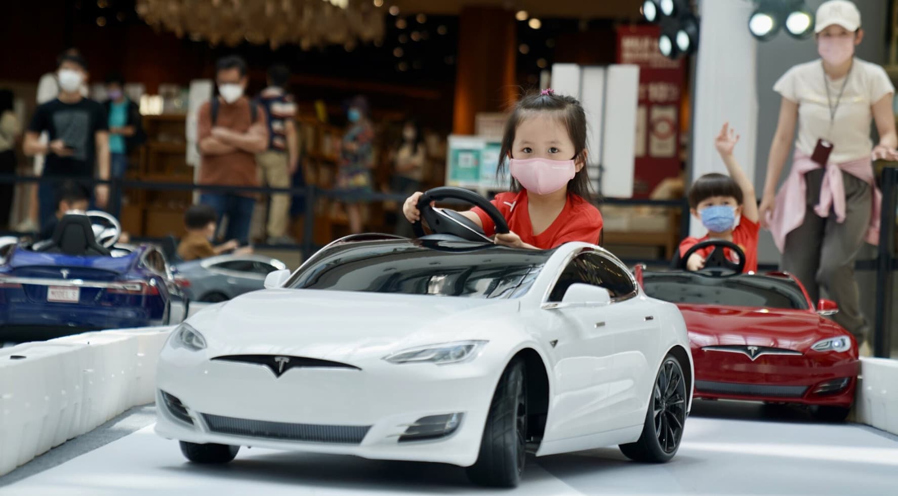 Tesla Kids Experience